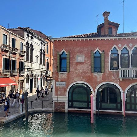 Ca'Dei Nonni Canal View Venedig Exterior foto